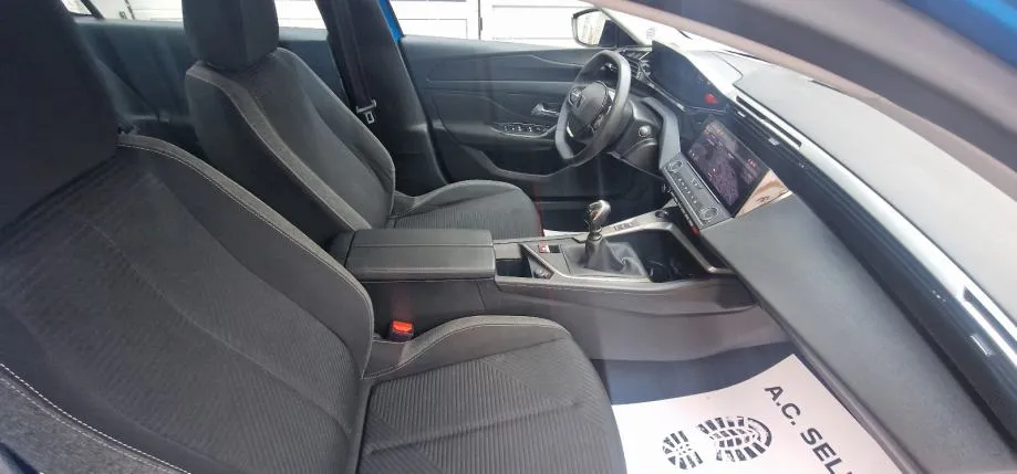 peugeot 308 hdi - 2022 - novi model - 130.000km - navi - reg 1 god !!! - slika 11