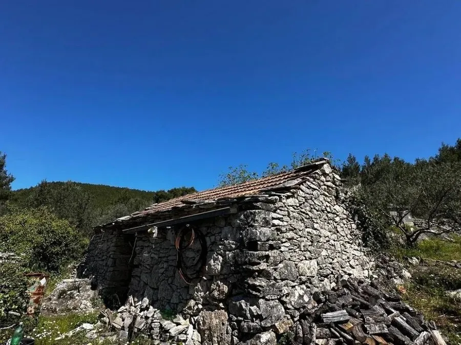 poljoprivredno zemljište na prodaju - blato - slika 6