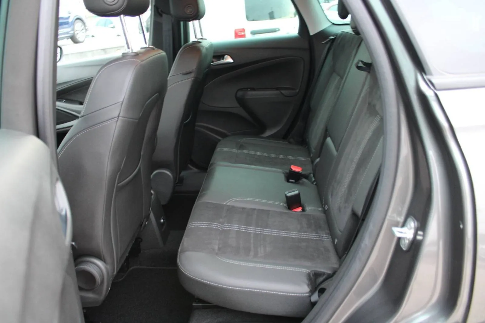 opel crossland 1.2 turbo ultimate *led, navigacija, kamera* - slika 11