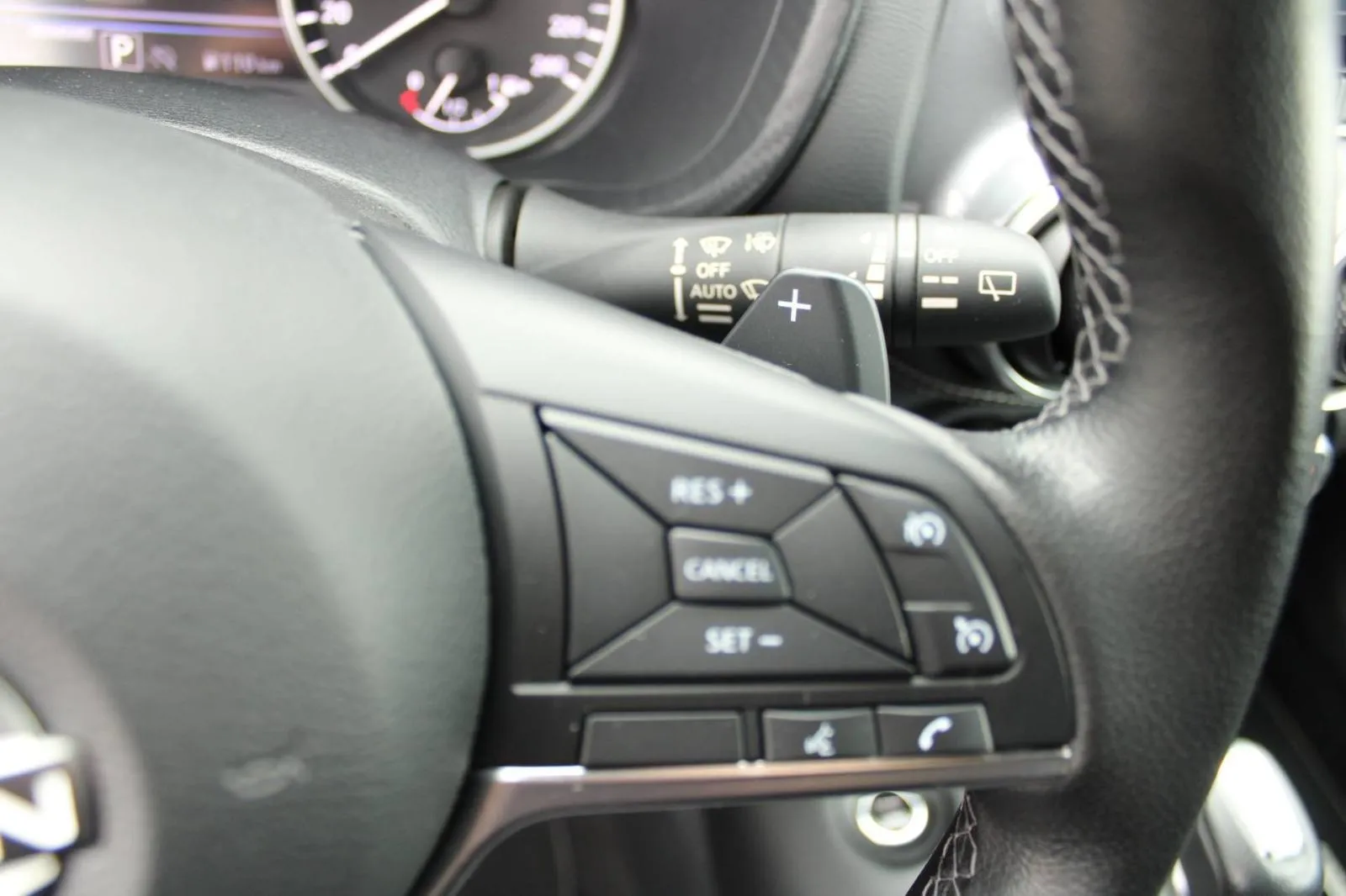 nissan juke 1.0 dig-t automatik n-connecta *kamera* - slika 16