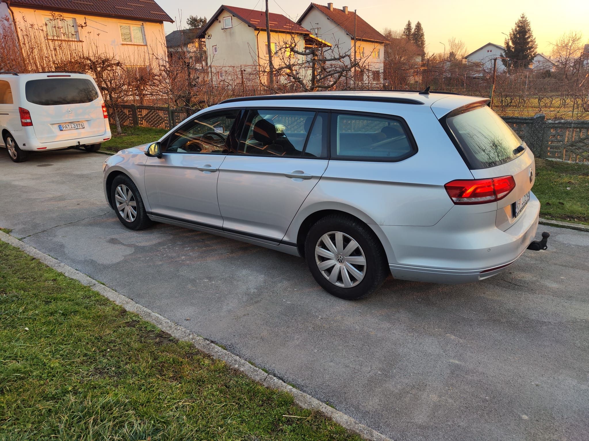 vw passat variant b8 , 2.0 tdi bmt, vrlo dobar... - slika 9