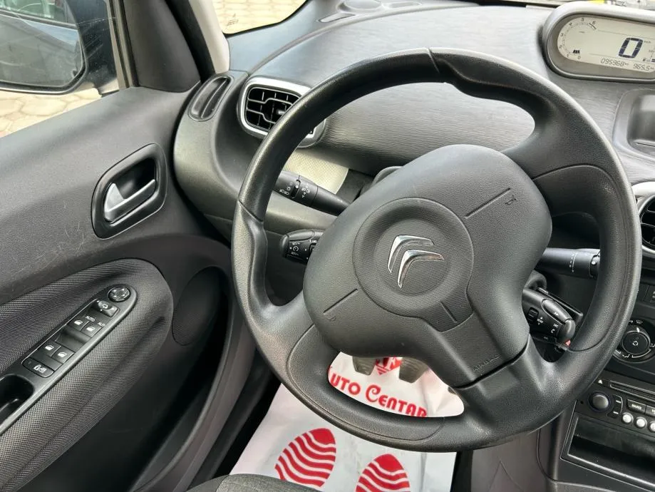 citroën c3 picasso 1,2 benzin 2016.,servisna, park senz, led, kuka.... - slika 14