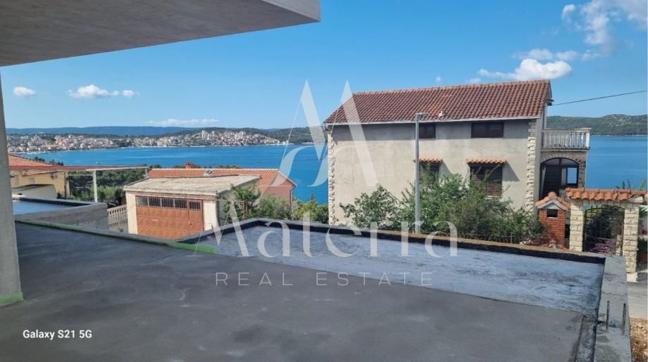 trogir/čiovo, 2-soban stan sa velikim vrtom, 200m od mora, pogled - slika 2