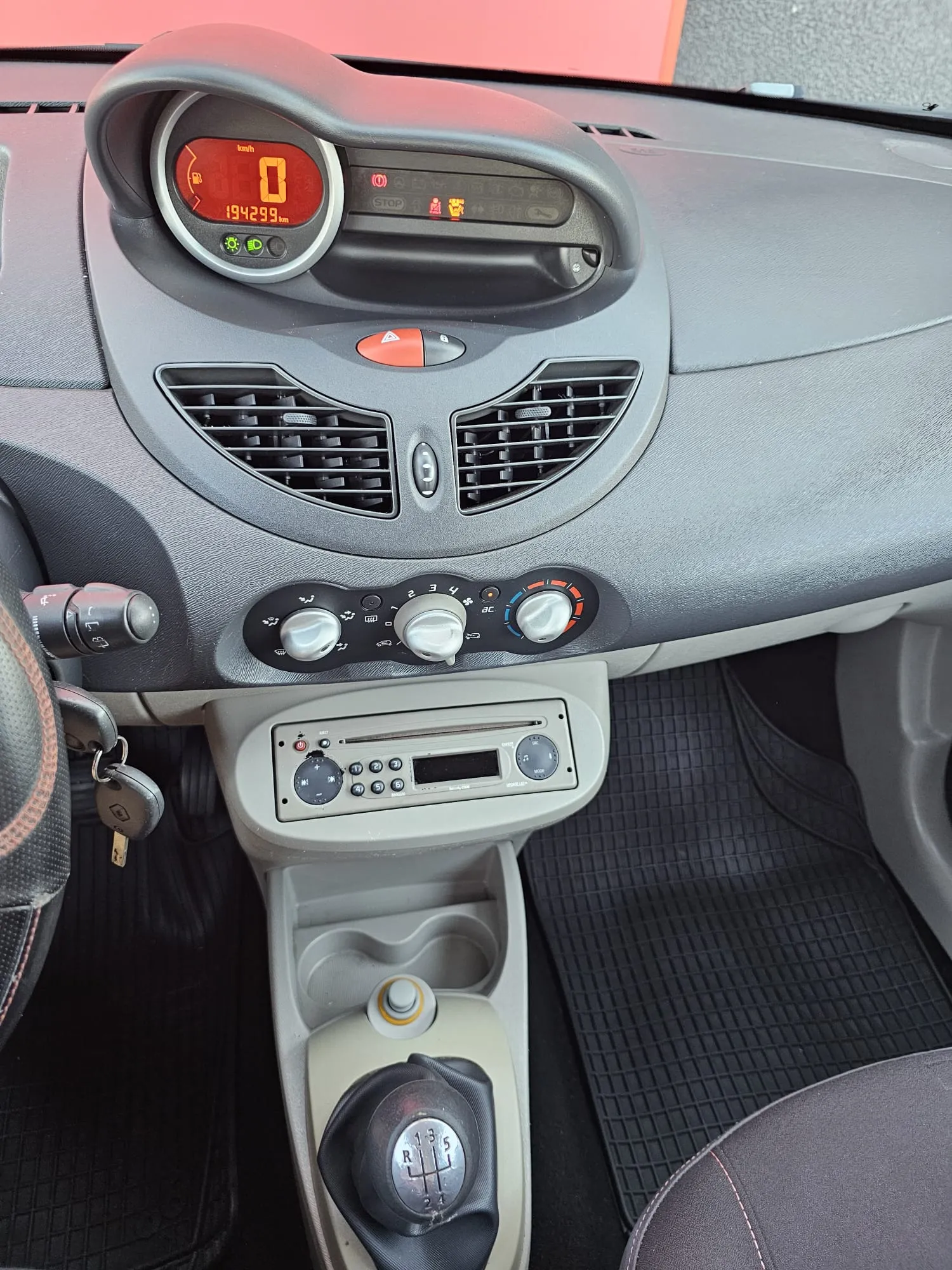 renault twingo 1,2 2009 g, 194000 - slika 9
