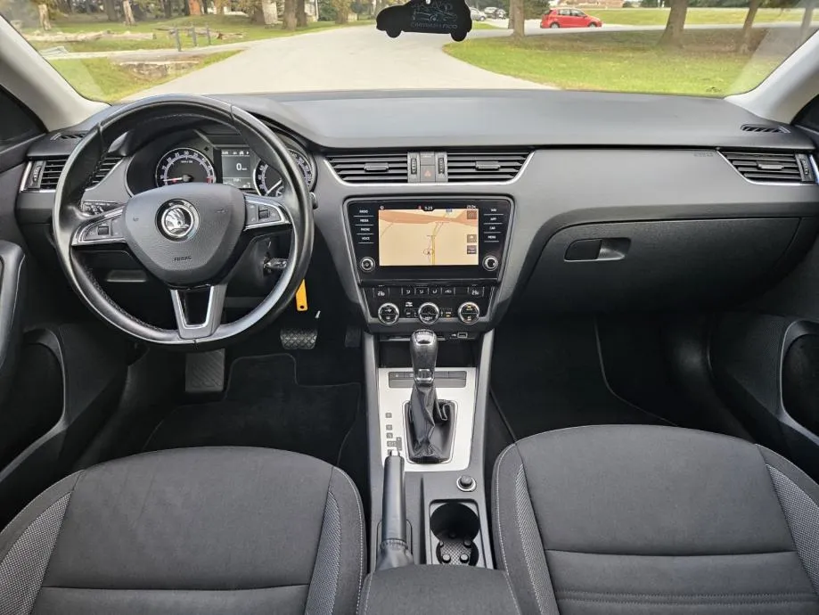 škoda octavia combi 1,6 tdi dsg - slika 9