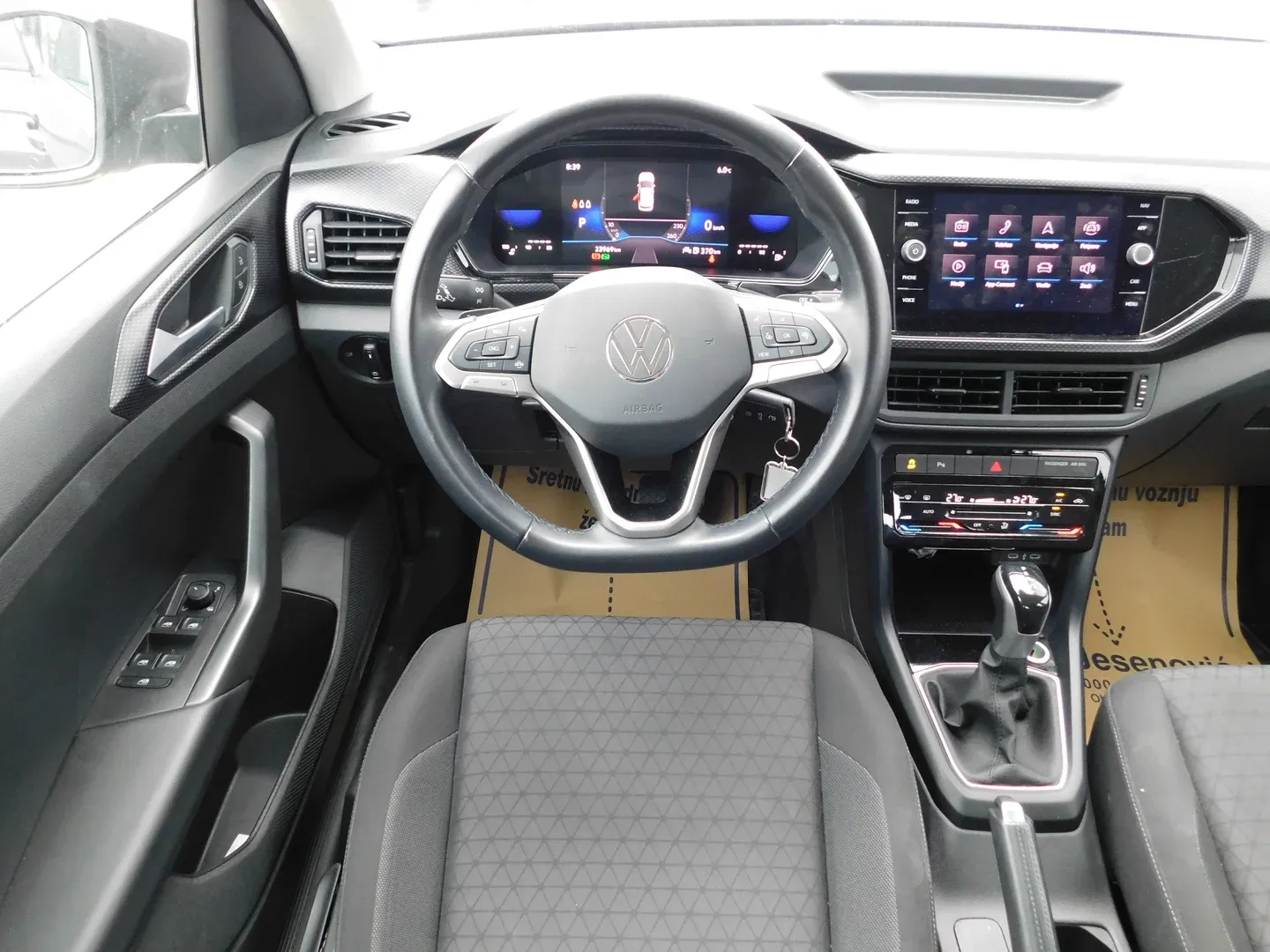 10828 volkswagen t-cross 1.0 tsi dsg life - slika 10