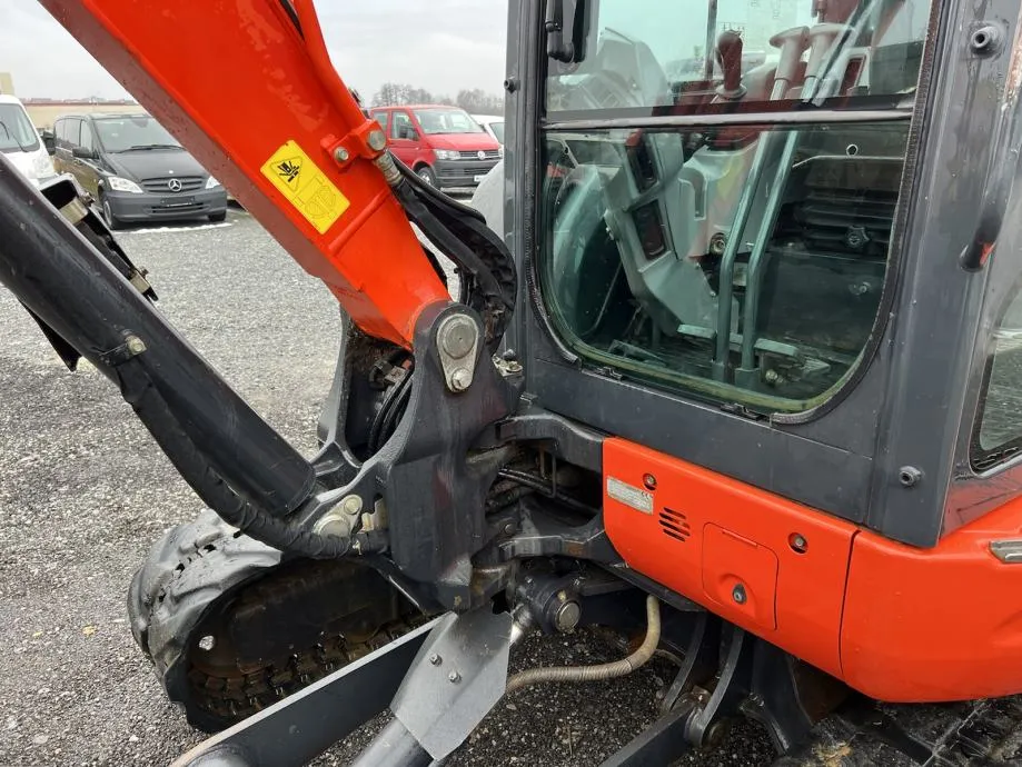 kubota kx057-4 - slika 15