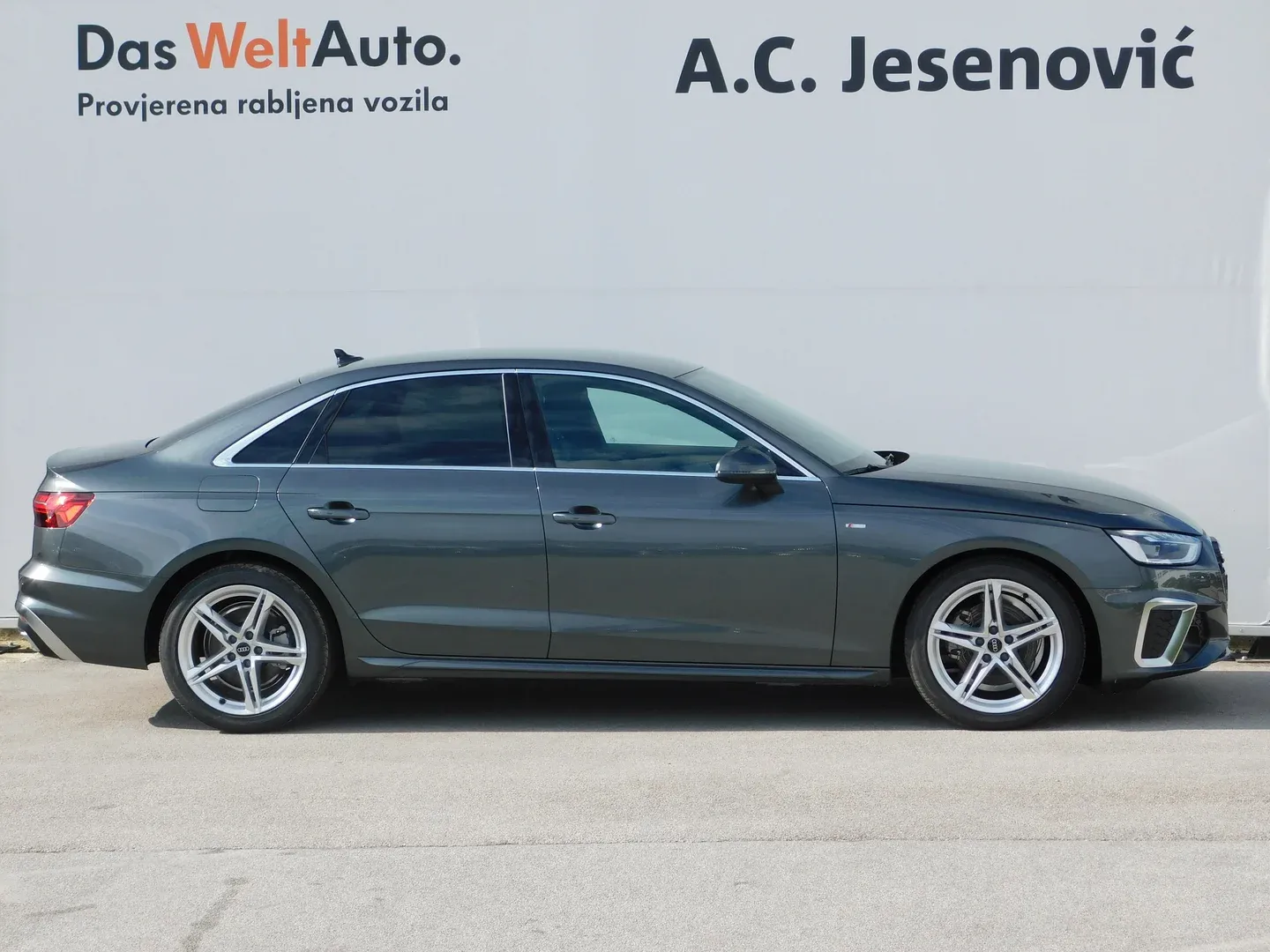 09759 audi a4 35tdi s tr s line+ - slika 4