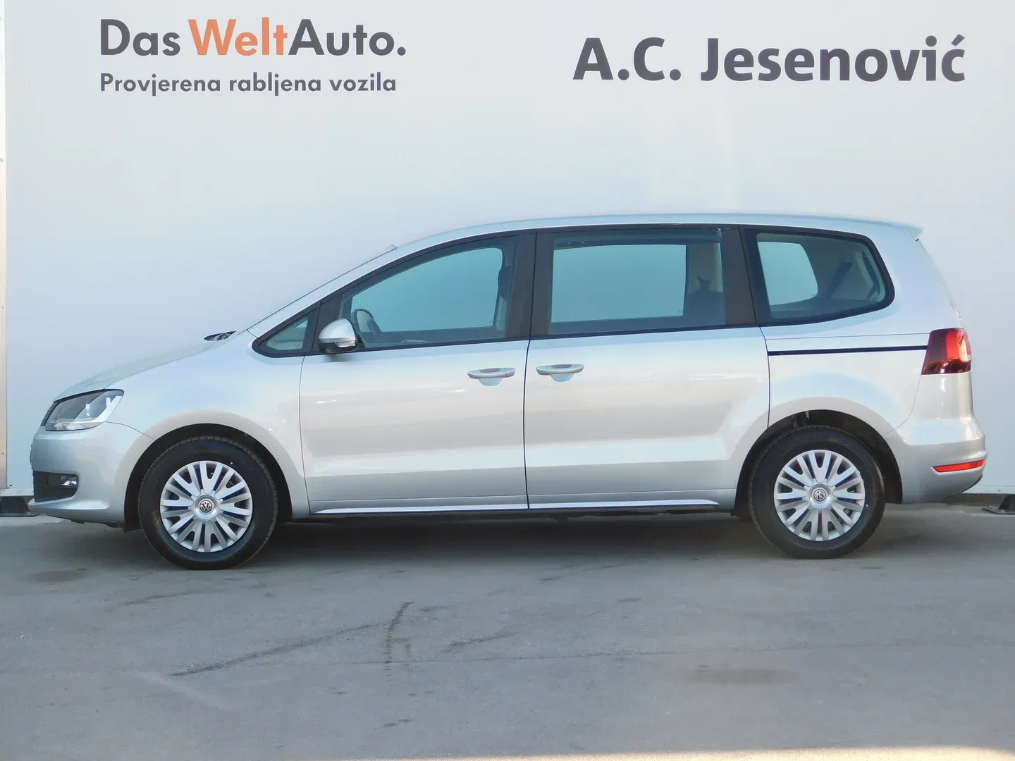 06103 volkswagen sharan fl 2.0 tdi dsg trendline - slika 7
