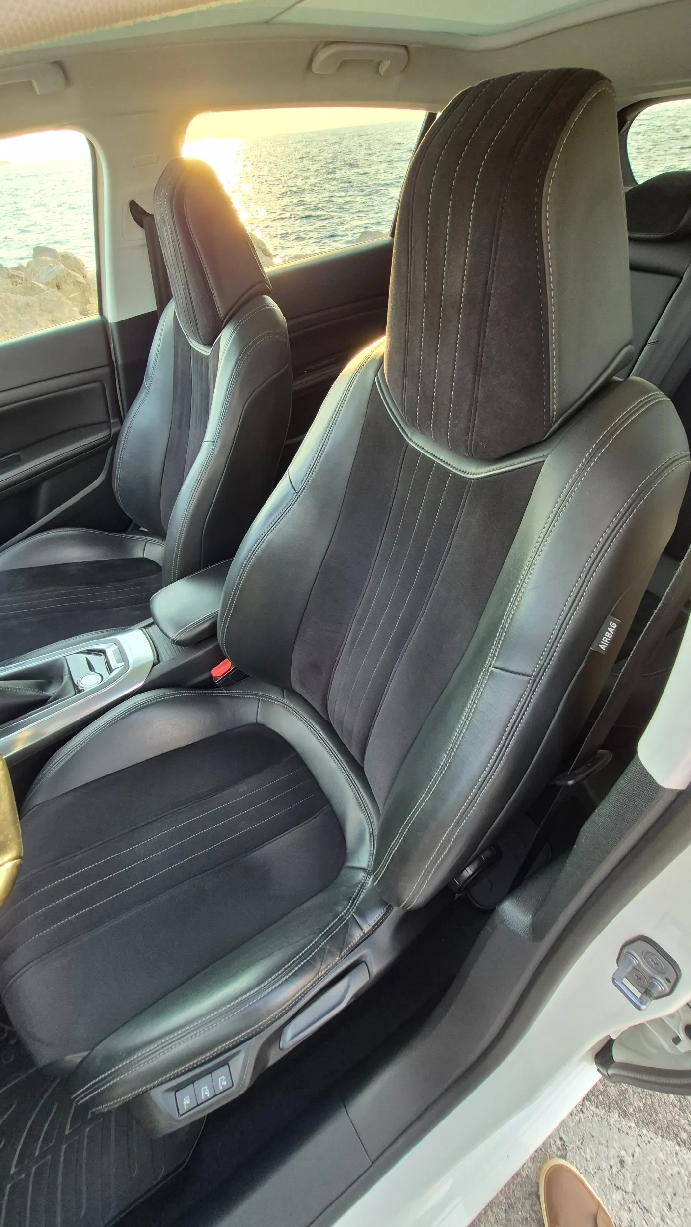 peugeot 308 1.6 thp allure 156 ks – 2013. – panorama – navigacija - slika 9