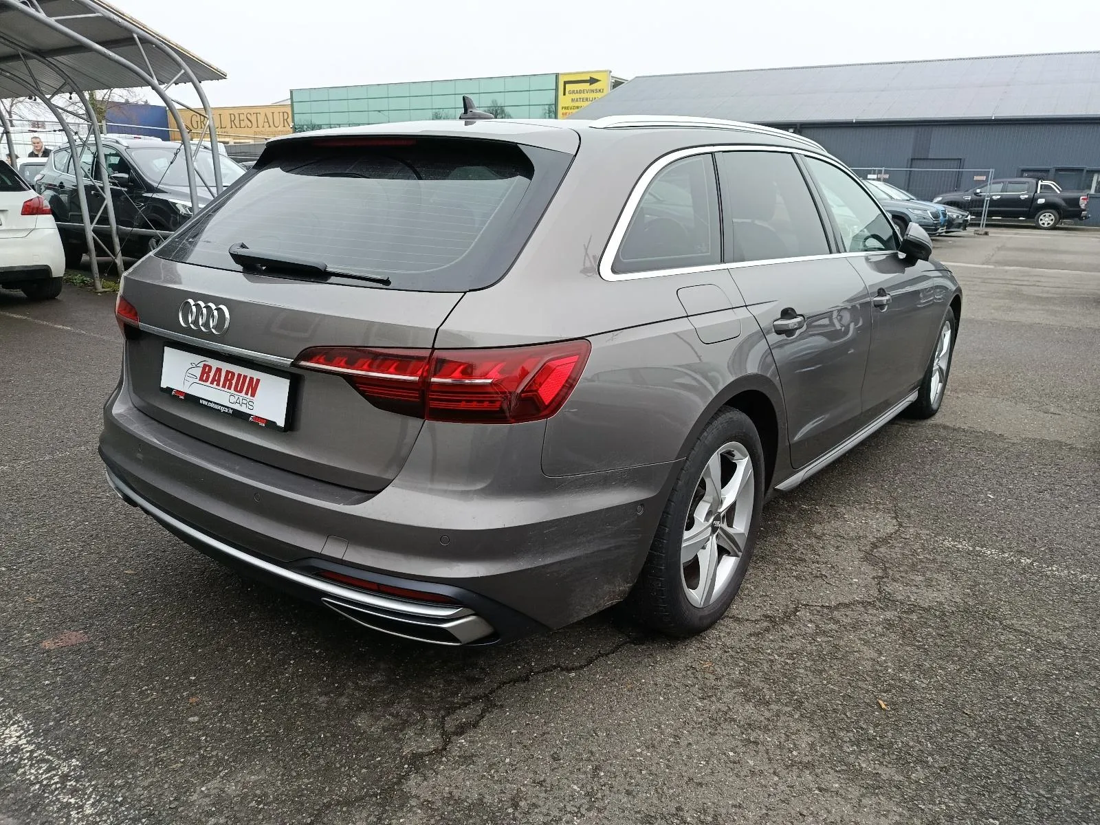 audi a4 avant 30 tdi ,premium jamstvo do2 god, vozilo u sustavu pdv-a - slika 3