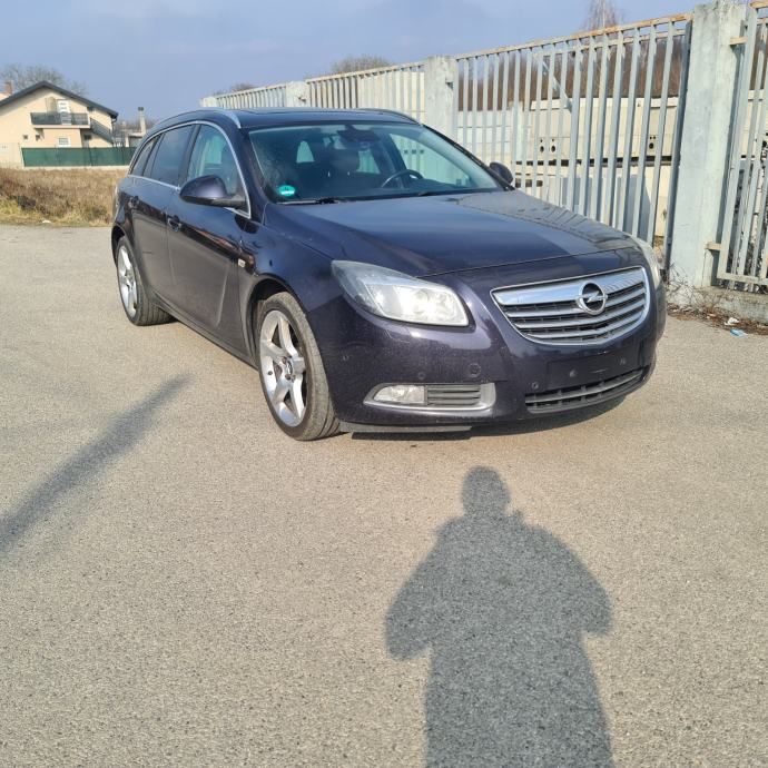 opel insignia karavan 2,0 cdti sport - slika 2