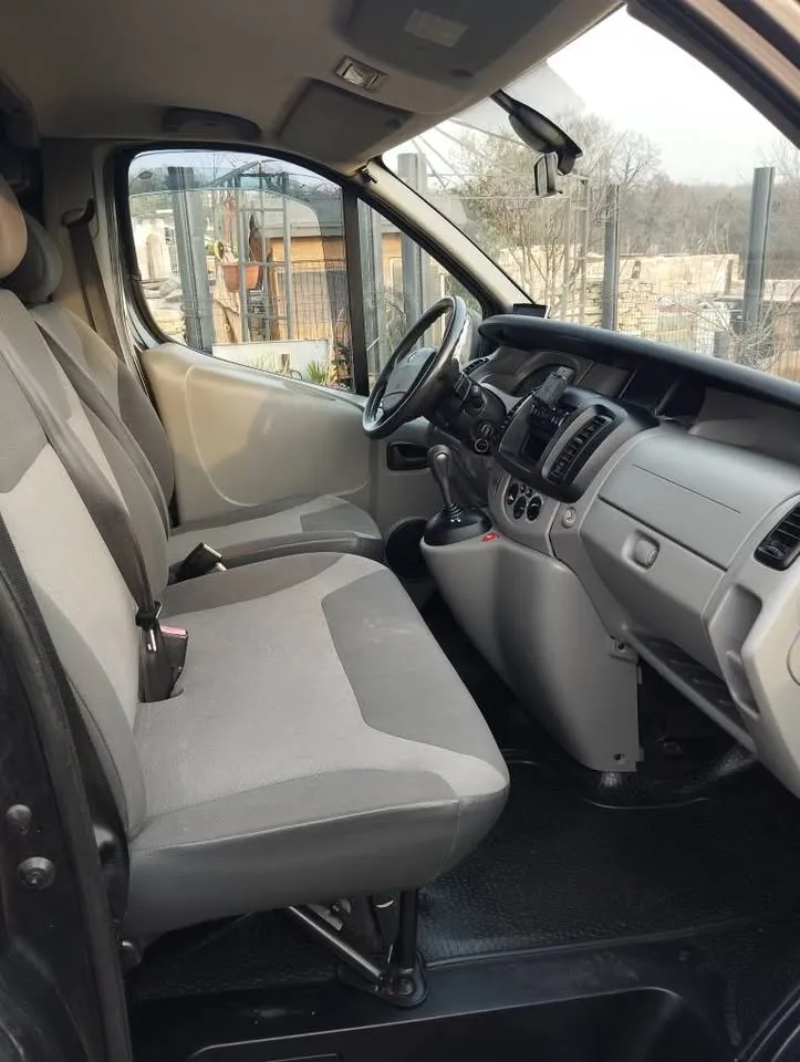renault trafic 2.5, dci 150, automatic - slika 8
