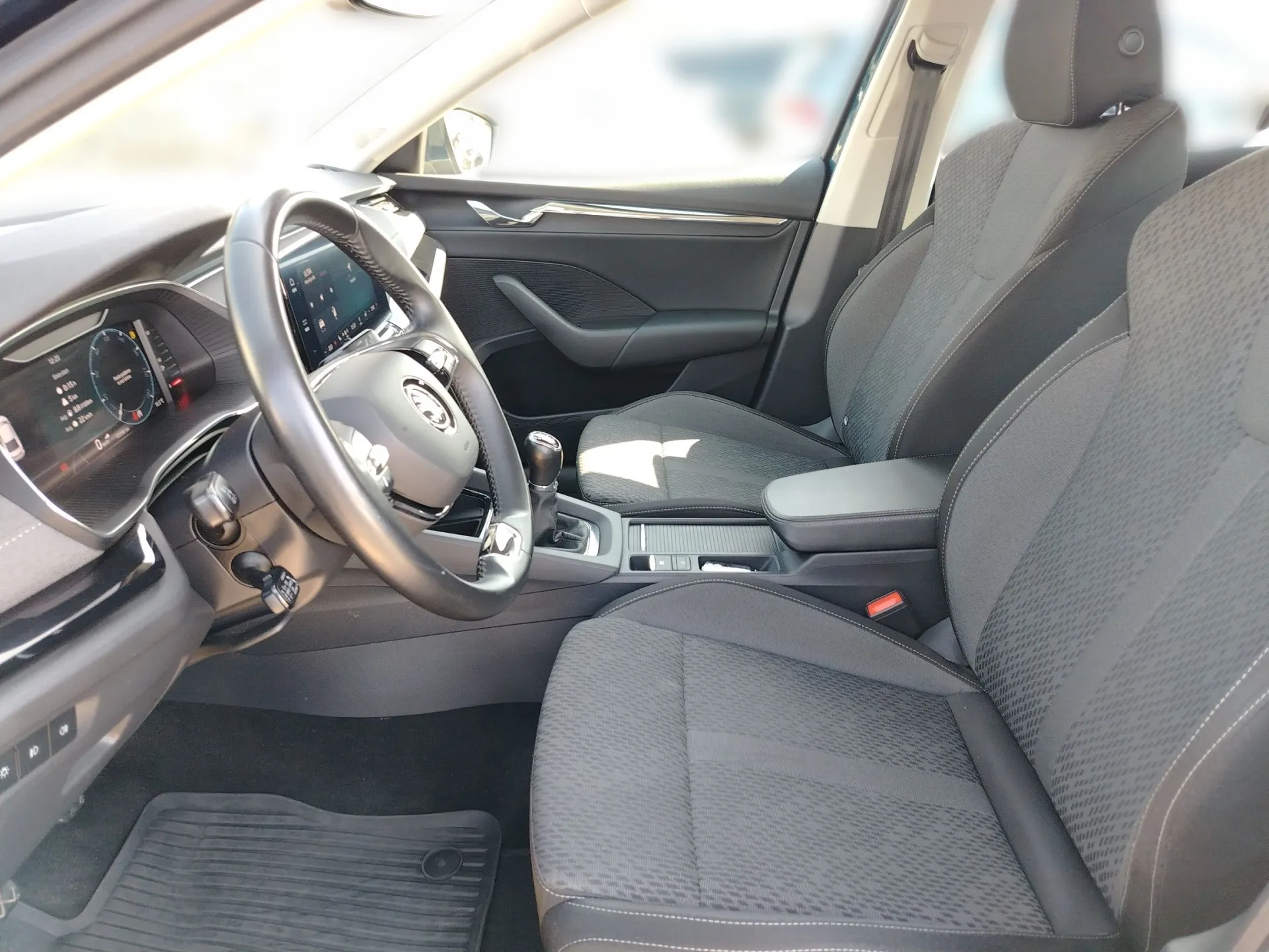 škoda octavia 2.0 tdi style - slika 7