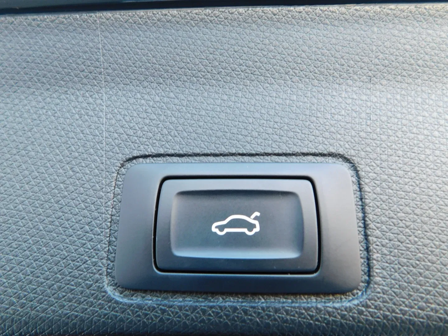 12884 cupra terramar 1.5 etsi dsg - slika 16