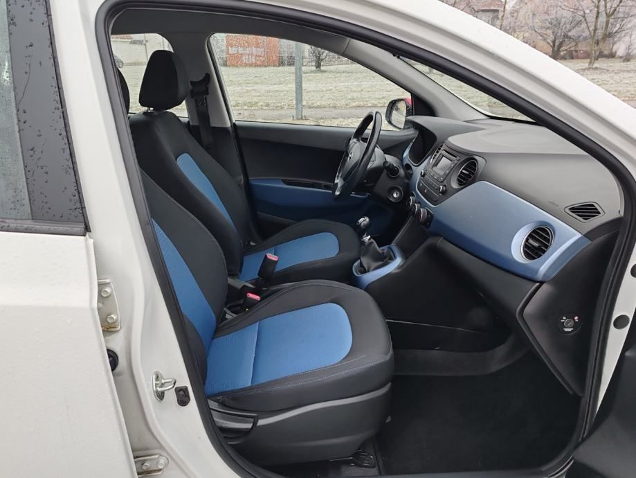 hyundai i10 1,0 2015 god,55000 km,klima,kartice - slika 8