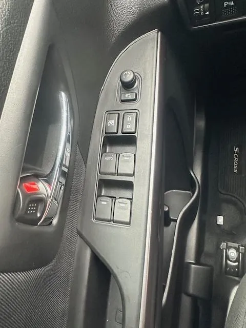 suzuki sx4 s-cross 1,4 gl+ premium 2wd hybrid 48v - novi model!!! - slika 17