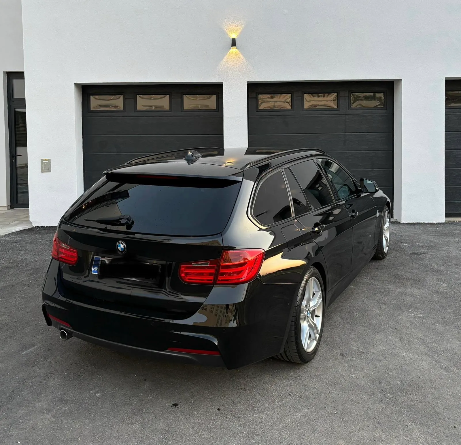 bmw 318d, m paket, 2013.god., lanac promijenjen, hitno!! - slika 3