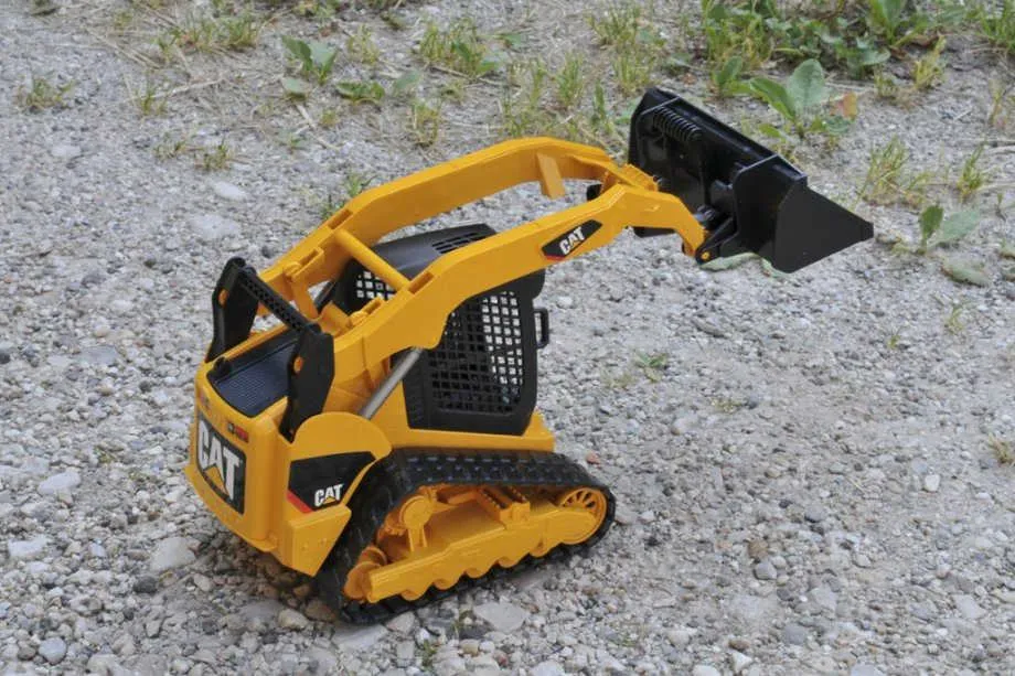 bruder bager cat multi terrain loader - slika 5