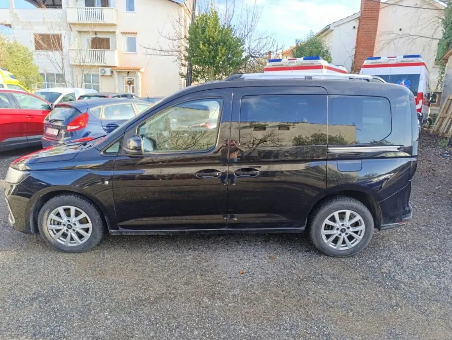 Ford Tourneo Connect 2.0 D - Zadar