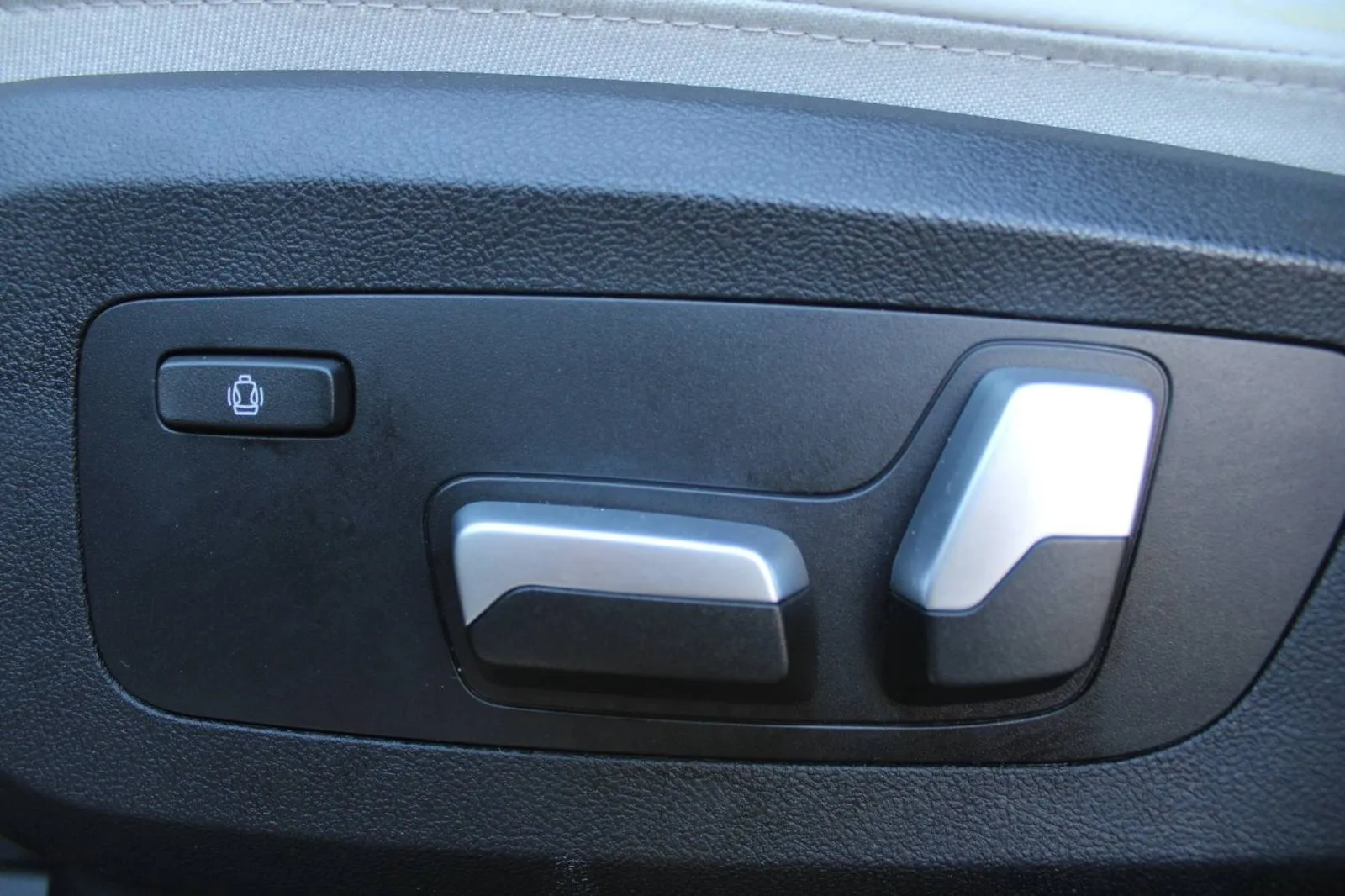 bmw x6 30d xdrive automatik m-paket *panorama, led, navigacija, kamera - slika 10
