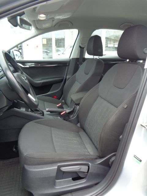 škoda octavia 2,0 tdi dsg style; 150 ks; hr auto; automatik; u pdv-u - slika 9