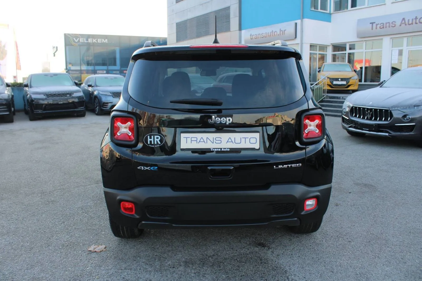 jeep renegade 1.3 t4 phev limited 4x4 automatik - slika 6