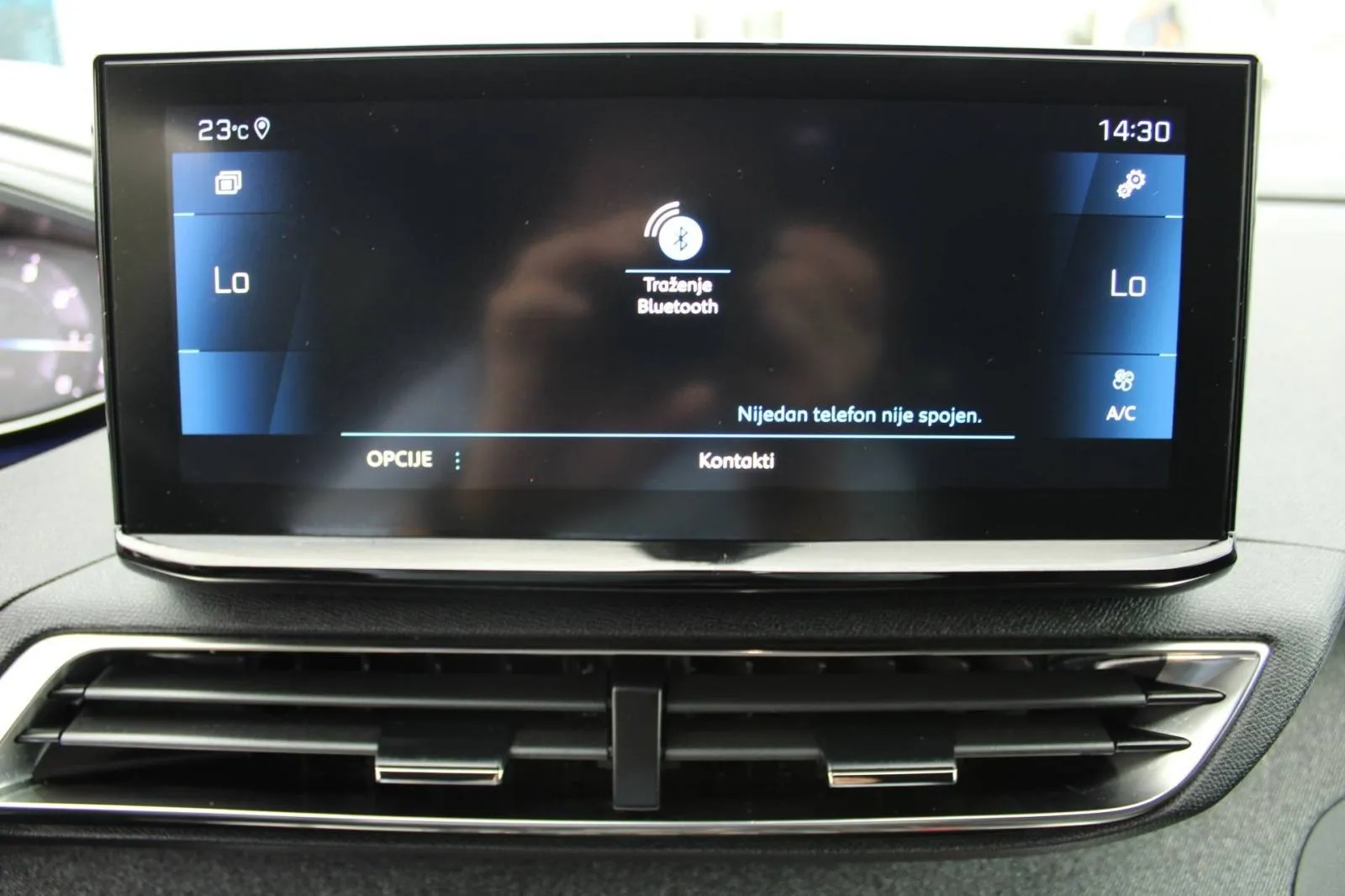 peugeot 5008 1.2 puretech automatik allure *7 sjedala, led, navigacija - slika 25