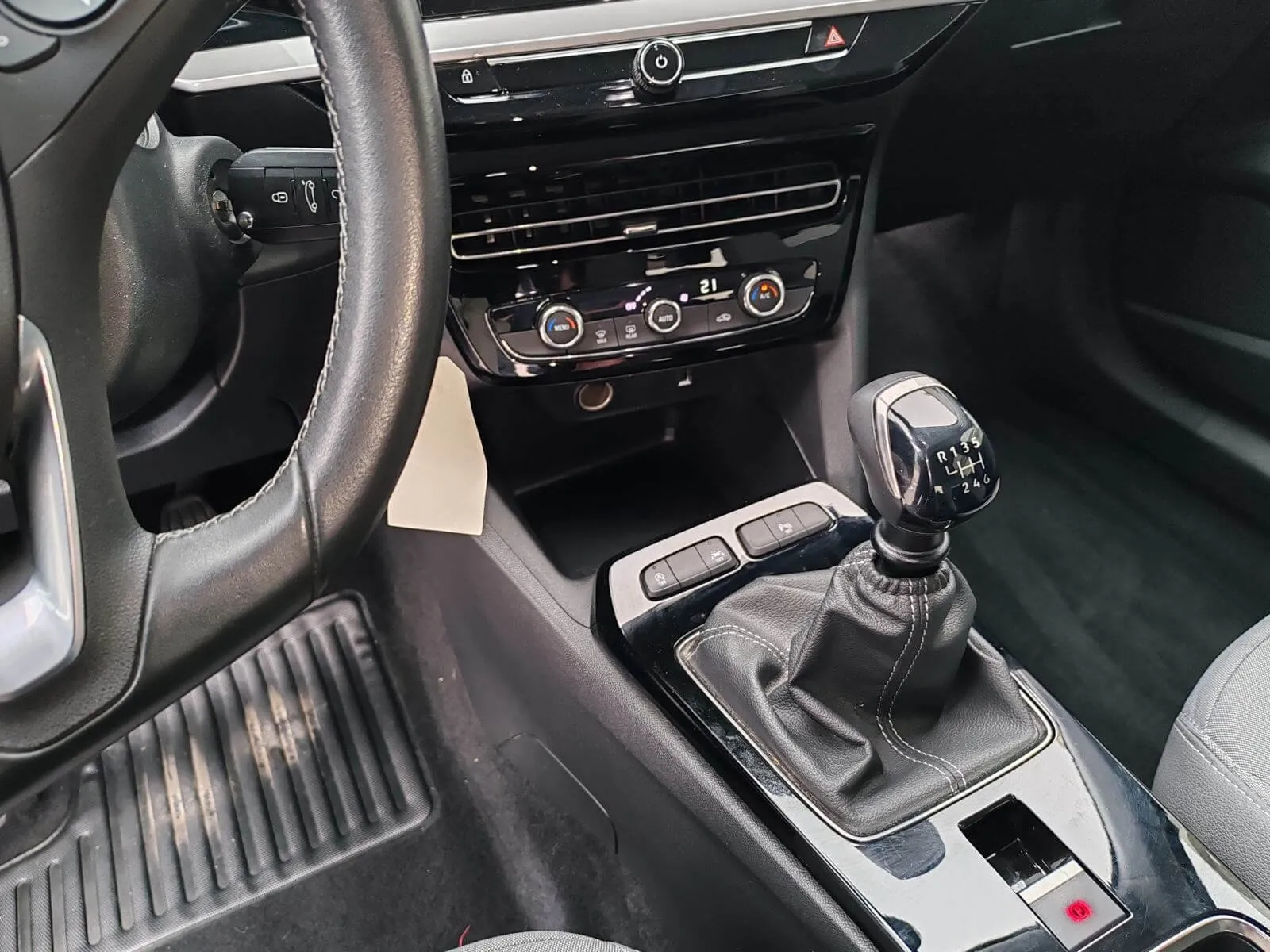 opel mokka 1,2 turbo - slika 14