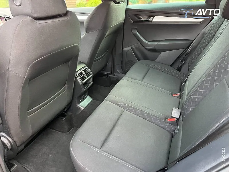 škoda karoq selection 1.5 tsi -1 vlasnik-alu-navi-led-cam - slika 11