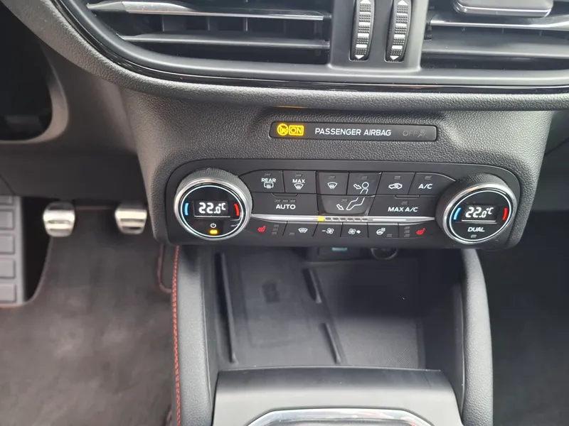 ford kuga 1.5 ecoboost*150ks*klima*navigacija* - slika 18