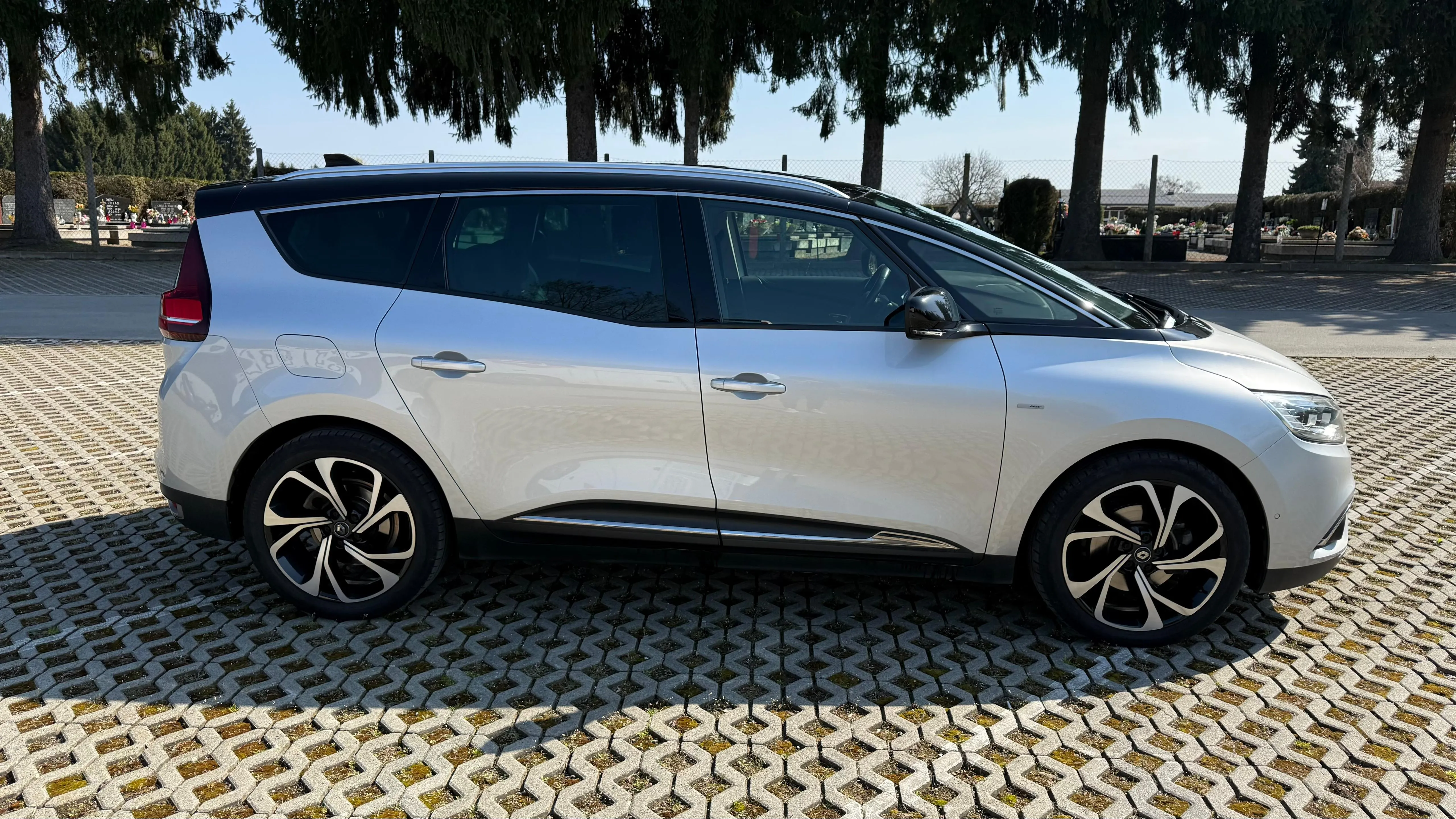 renault grand scenic dci 120, bose, 7 sjedala, panorama, ekstra stanje - slika 12