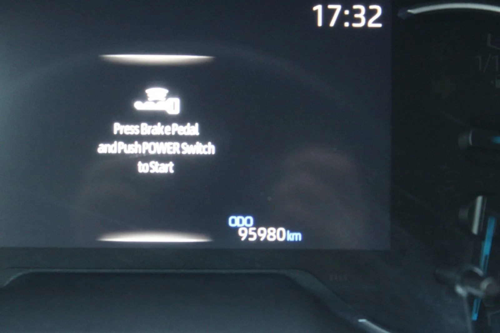toyota rav4 2.5 hybrid awd automatik *navigacija, kamera* - slika 23