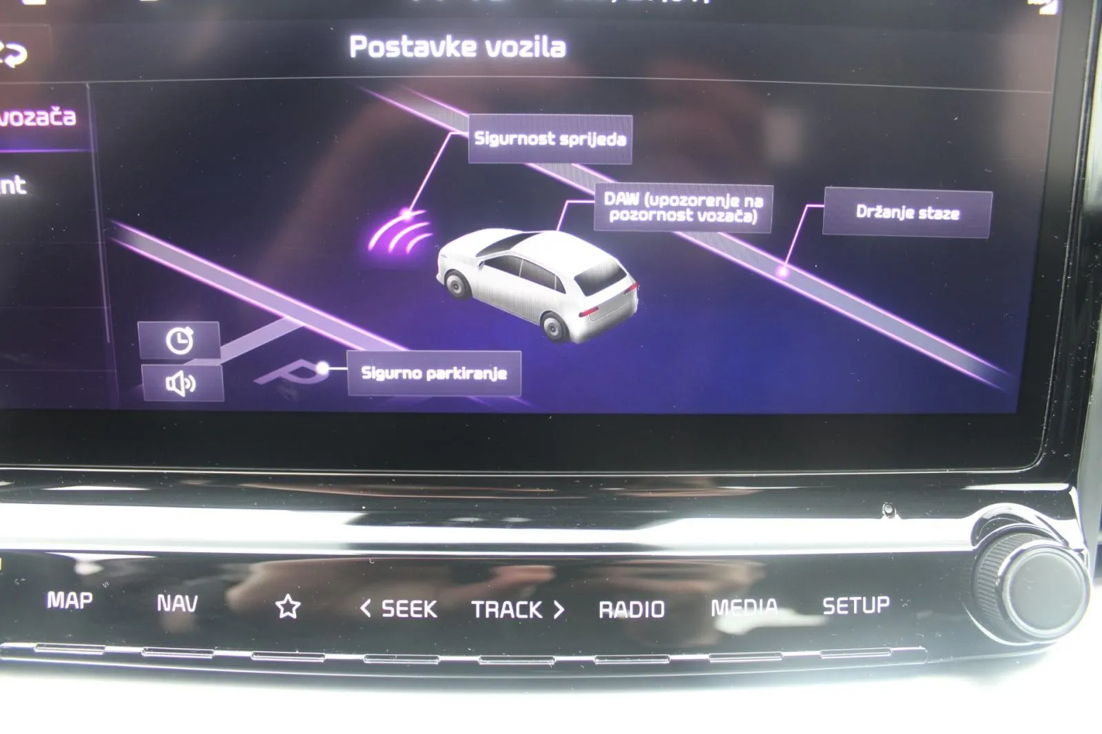 kia xceed 1.6 crdi automatik *led, navigacija, kamera* - slika 19
