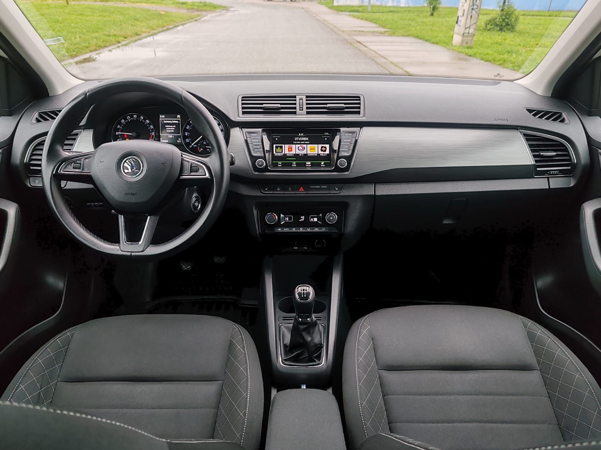 škoda fabia combi 1,4 tdi , 2015 g. 179000 - slika 13