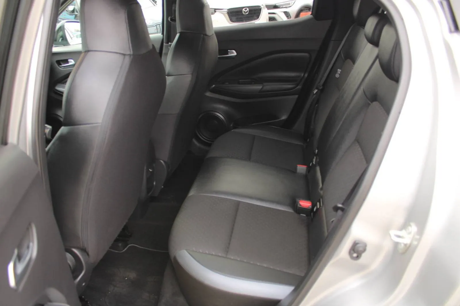 nissan juke 1.0 dig-t automatik n-connecta - slika 18