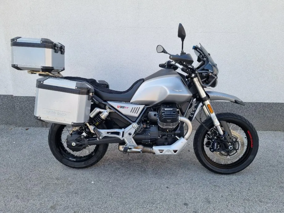 Moto Guzzi V 85 TT ABS TCS, 2021 god. - Zagreb