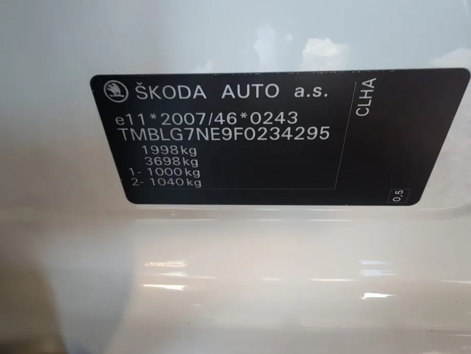 škoda octavia 1,6 tdi 2015 g. 4x4 kartice - slika 19
