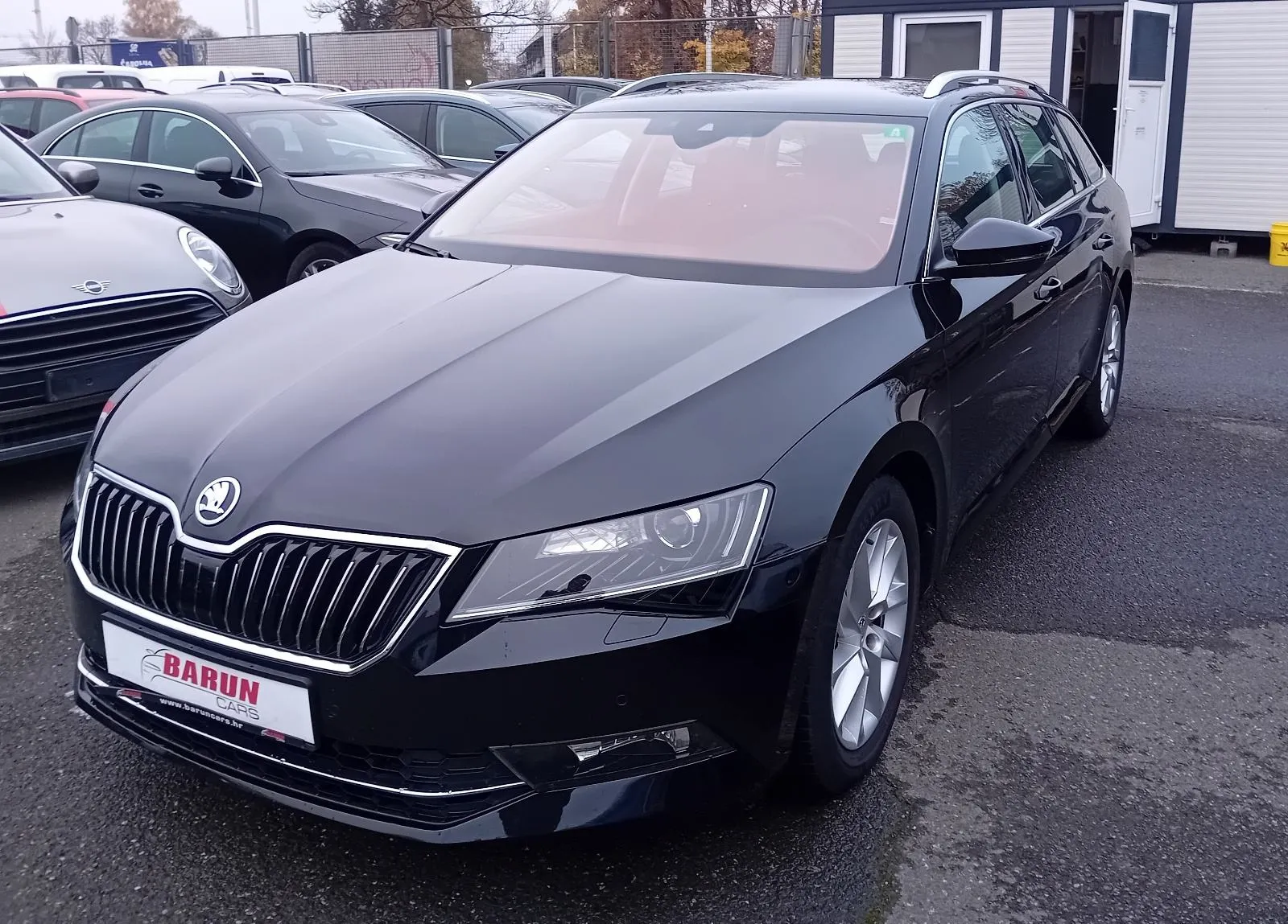 škoda superb combi 2,0 tdi ,do 2 godine jamstva,u sustavu pdv-a. - slika 3