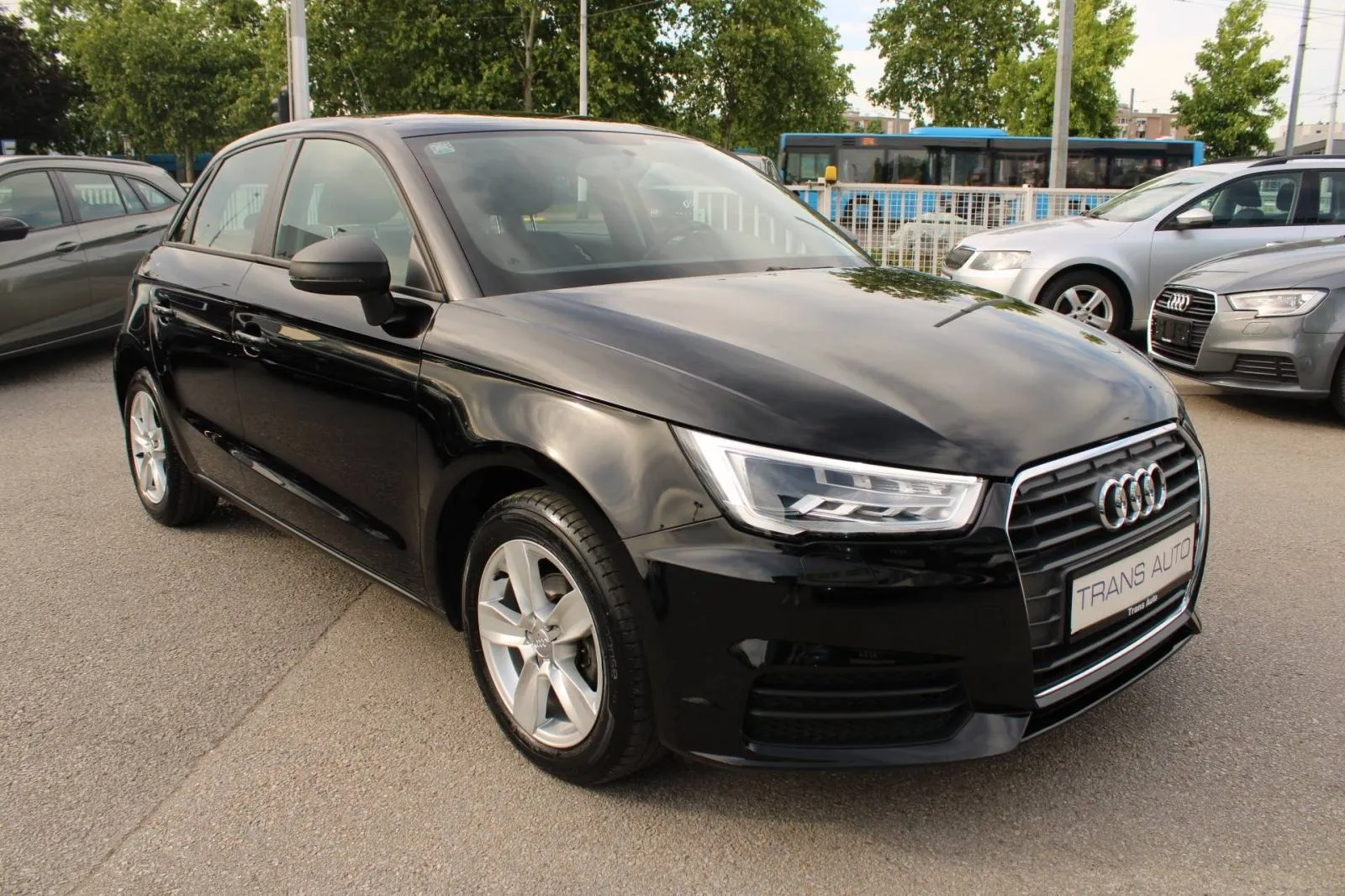 audi a1 1.0 tfsi sportback - slika 2