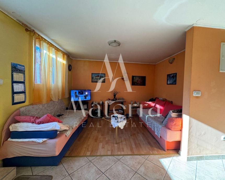 dvoetažni stan u centru šibenika/dolac – 95 m² - slika 11
