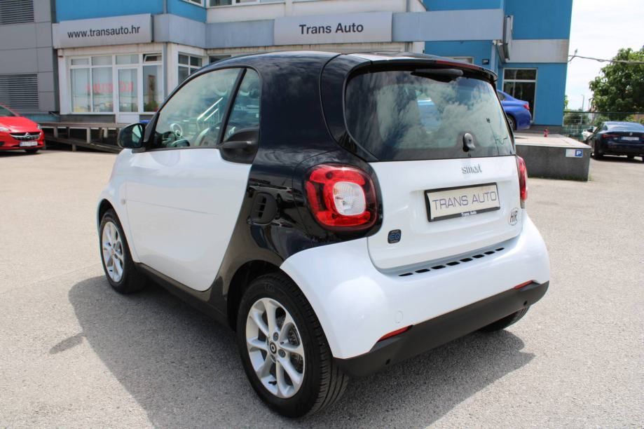 smart eq fortwo električni automatik - slika 7