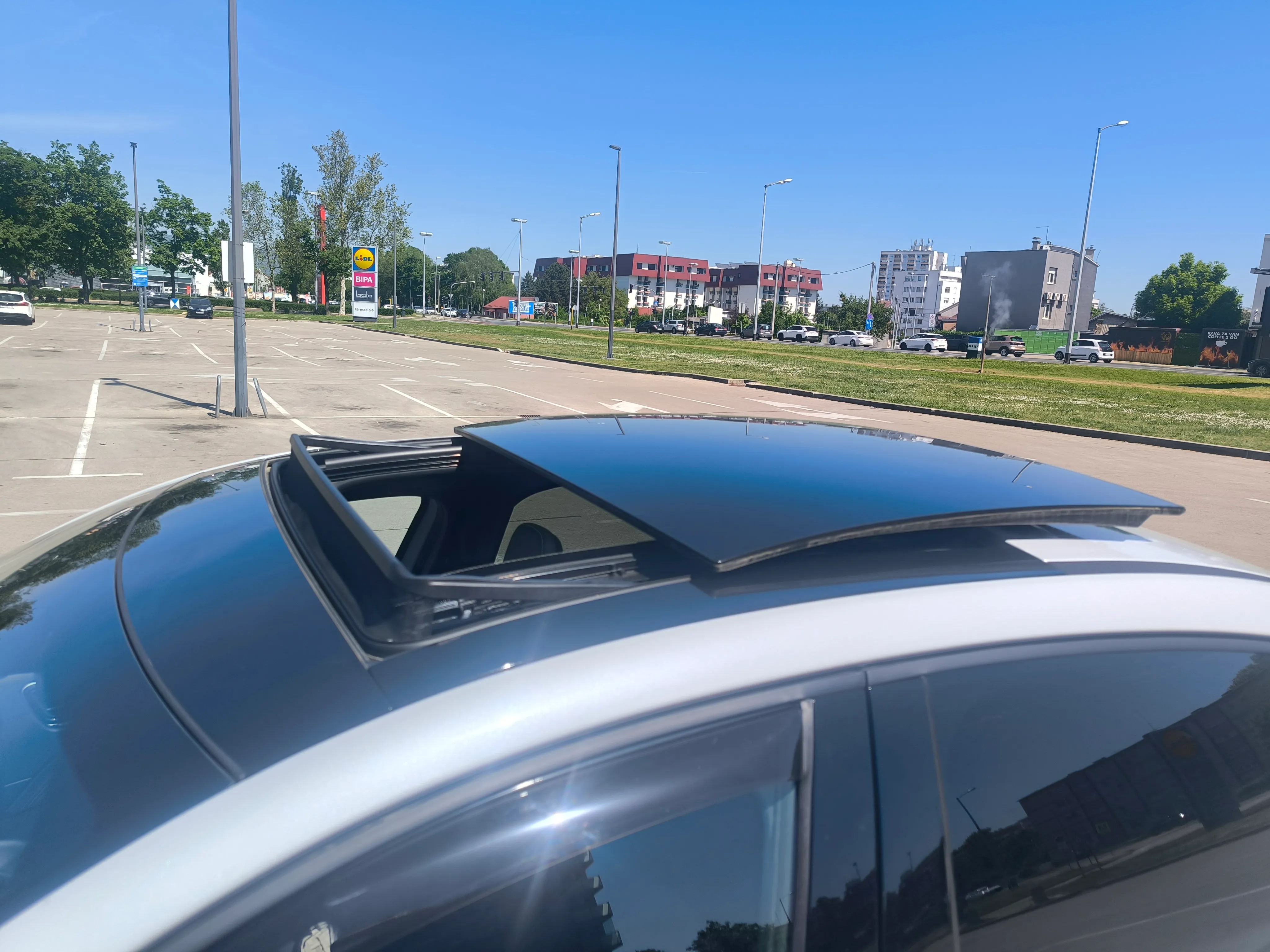 renault megane conquest 1,6 r.s.line, full oprema, kamera 360, ekstra - slika 14