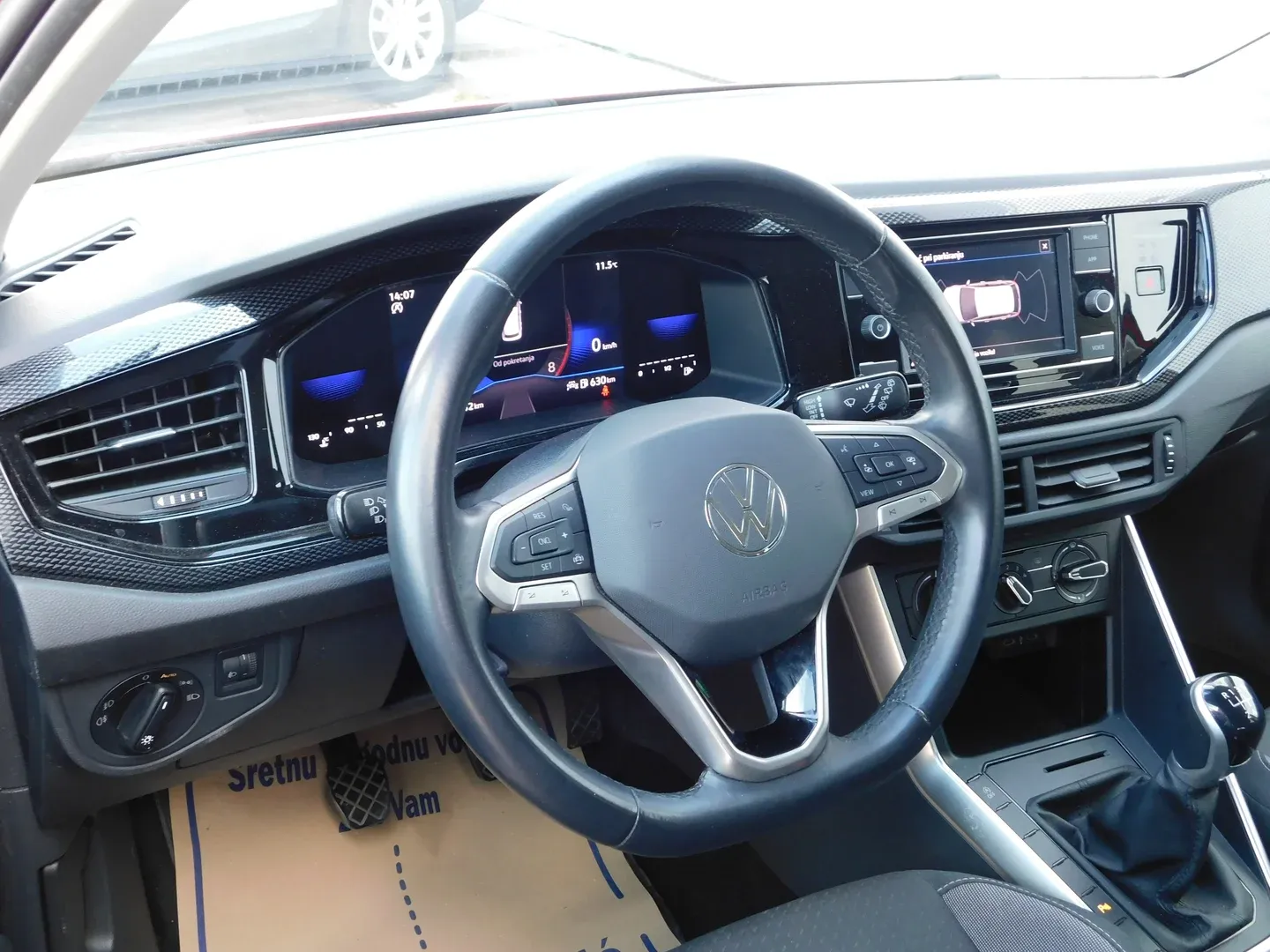 10804 volkswagen polo 1.0 tsi life - slika 9
