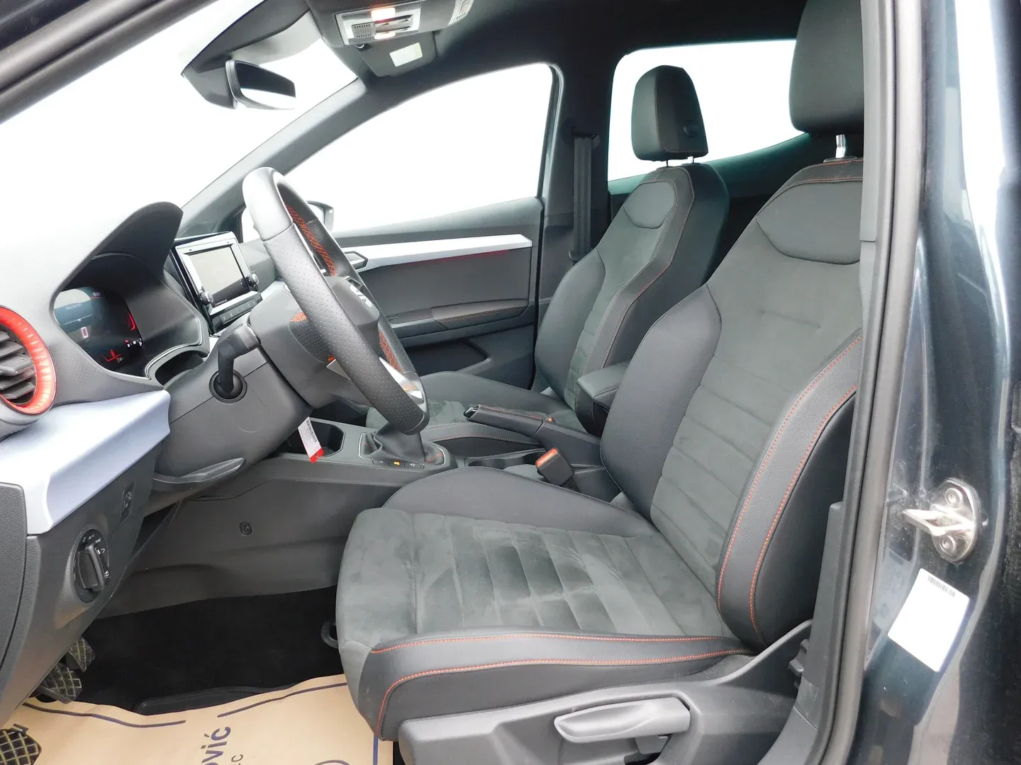 12924 seat ibiza 1.0 tsi fr - slika 8