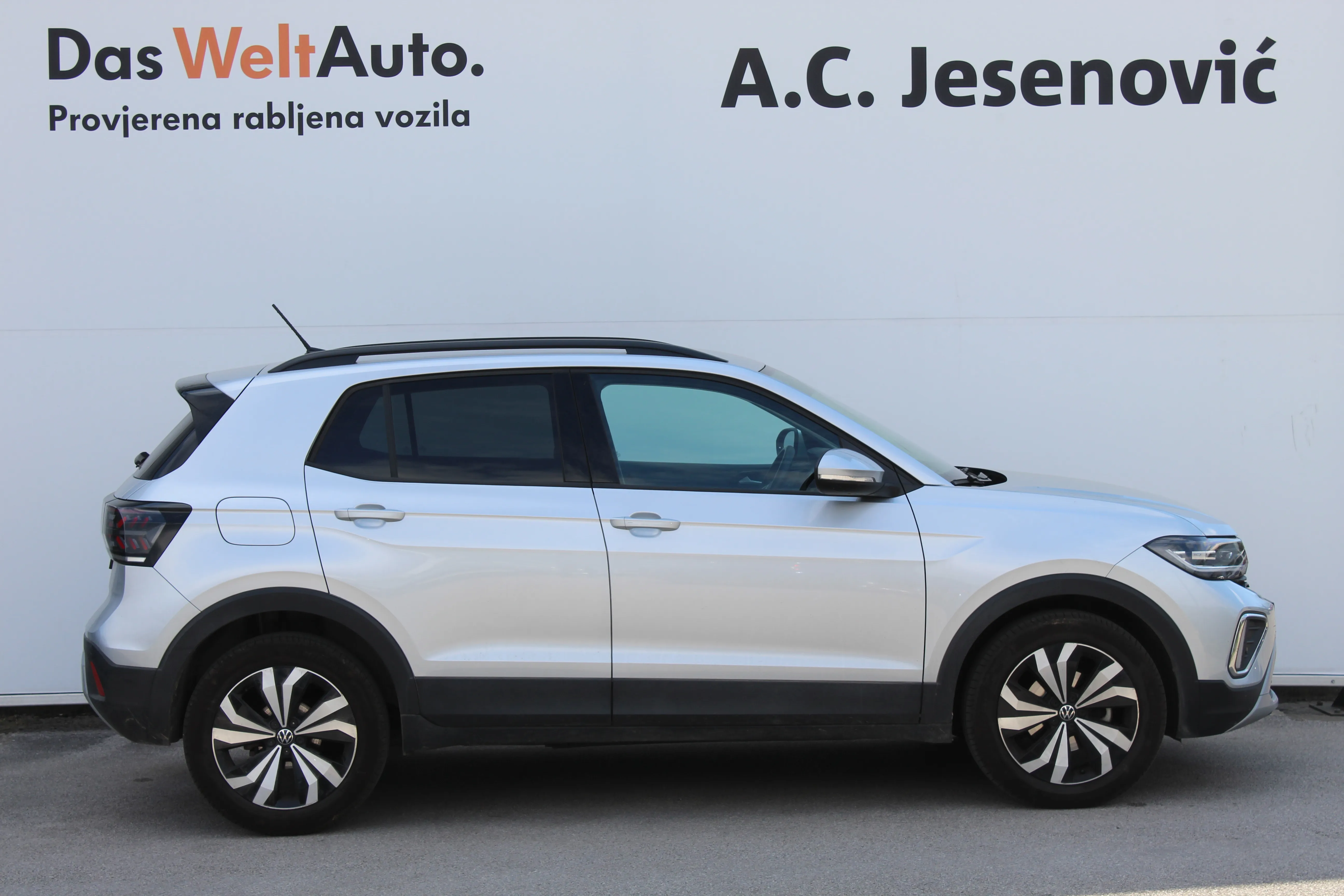 13193 volkswagen t-cross 1.0 tsi life plus - slika 4