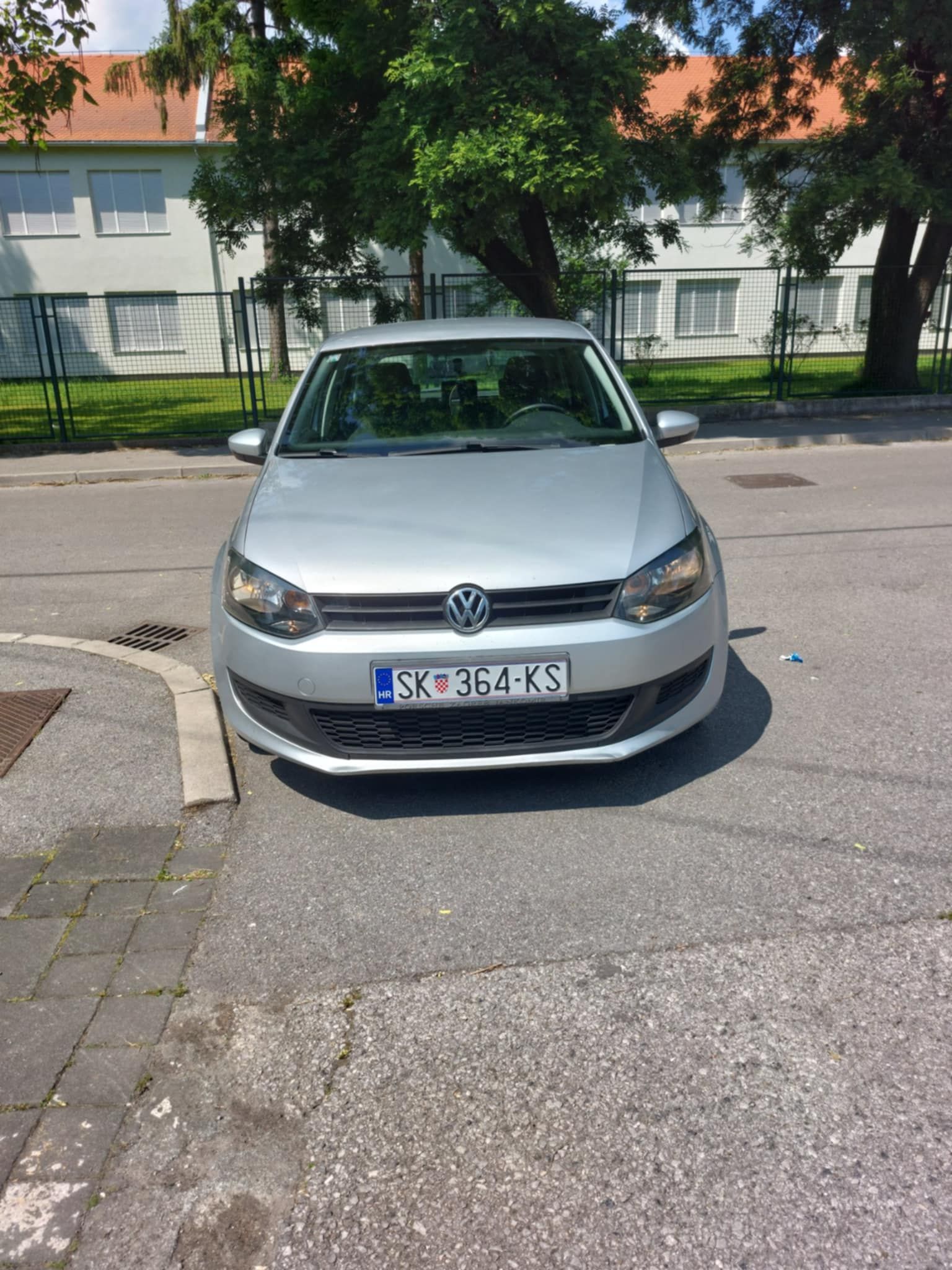 vw polo 1.2 tdi 2013-reg-3-26-top stanje-akcija-4200 € - slika 3
