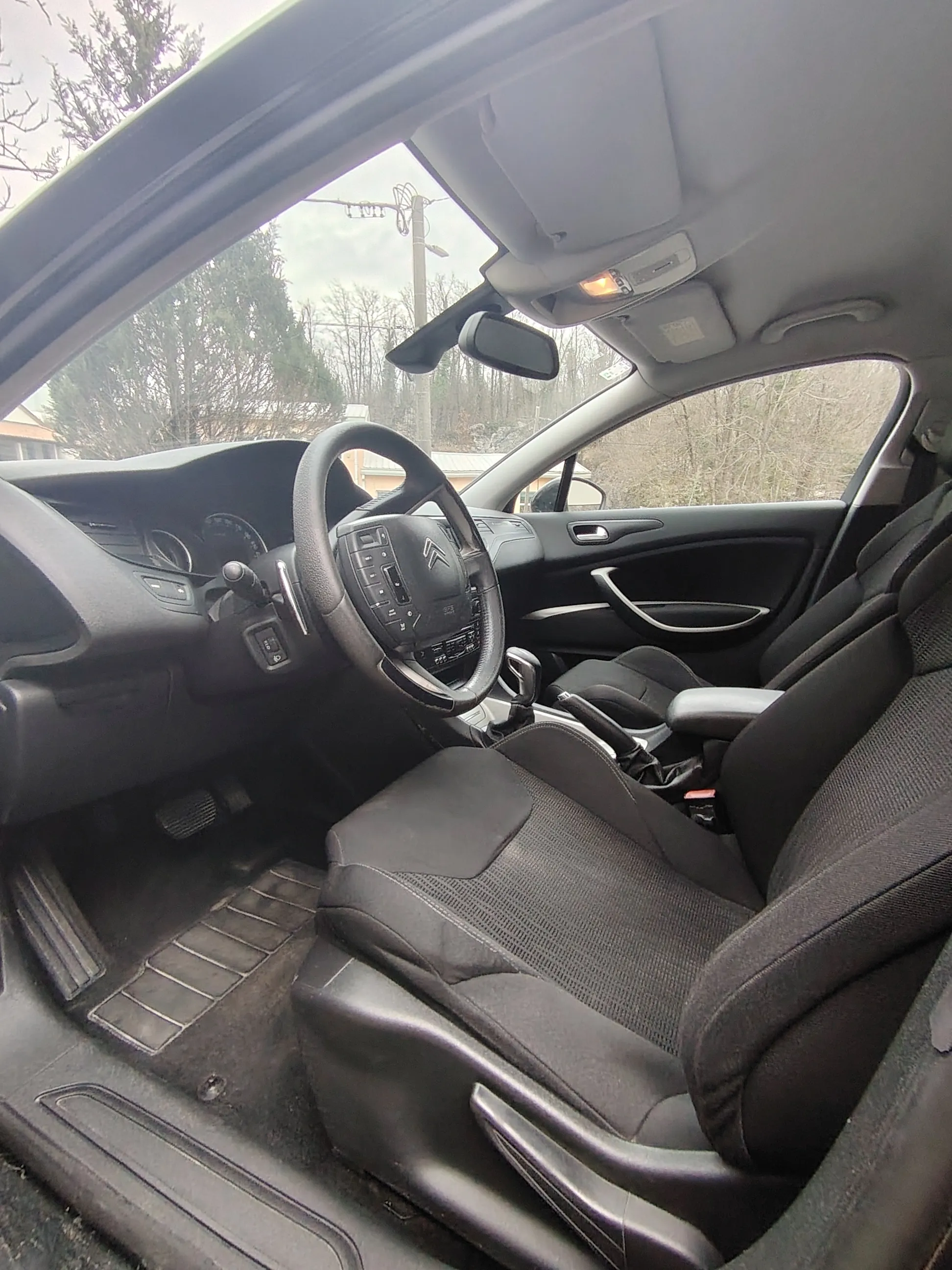 citroen c5 1.6hdi tourer - slika 9