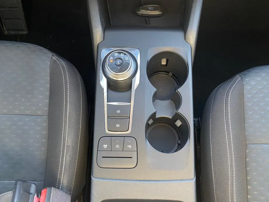 ford kuga 1,5 ecoblue automatik 4xgarancije - slika 19