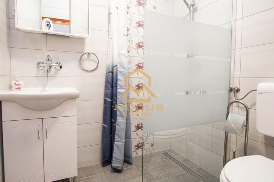 rogoznica, apartmanska kuća u blizina plaže** (prodaja) - slika 7